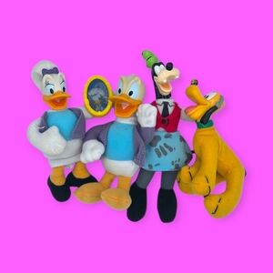 Vintage 2001 McDonald's Disney House Of Mouse Daisy Donald Goofy Pluto Figures